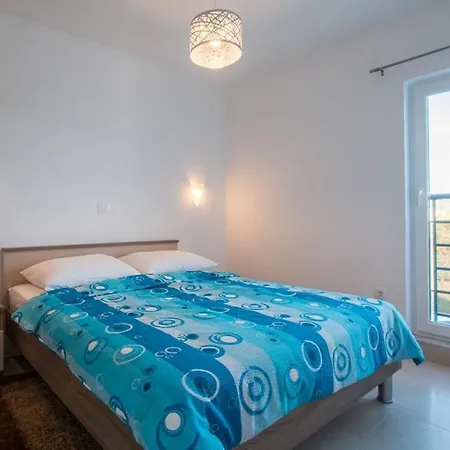 Family-friendly With Swimming Pool Verunic, Dugi Otok - 14286 Apartament *