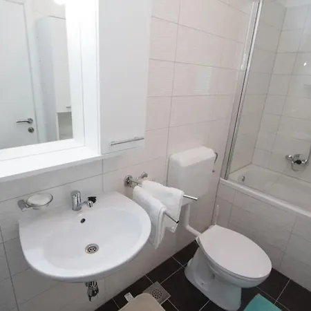 Apartament Family-friendly With Swimming Pool Verunic, Dugi Otok - 14286 *