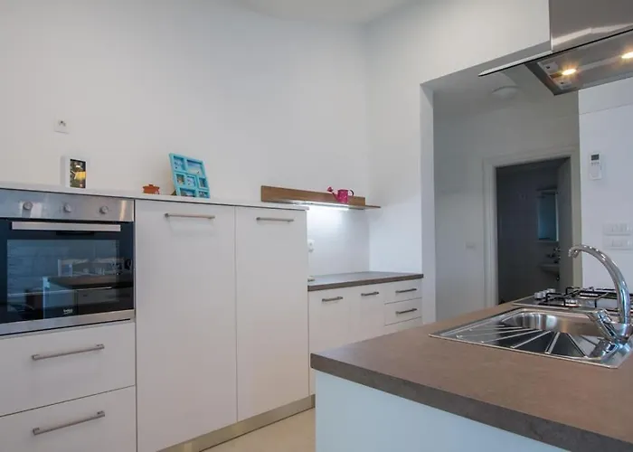 Family-friendly With Swimming Pool Verunic, Dugi Otok - 14286 *