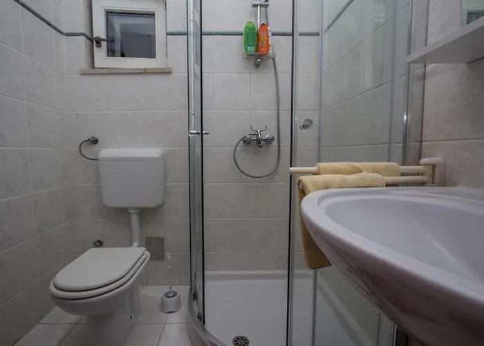 Family-friendly With Swimming Pool Verunic, Dugi Otok - 14286 *